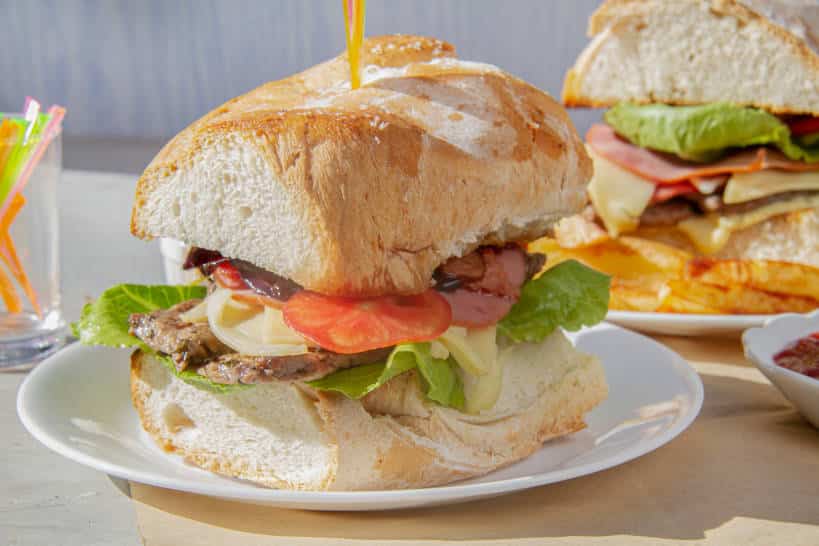 Sandwich Chivito by Authentic Food Quest