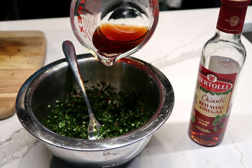 Red wine vinegar for argentine chimichurri sauce by Authentic Food Quest