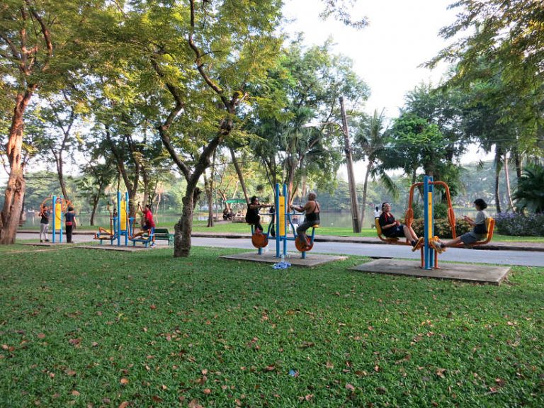 Best Parks to Make You Love Running in Bangkok - Authentic Food Quest